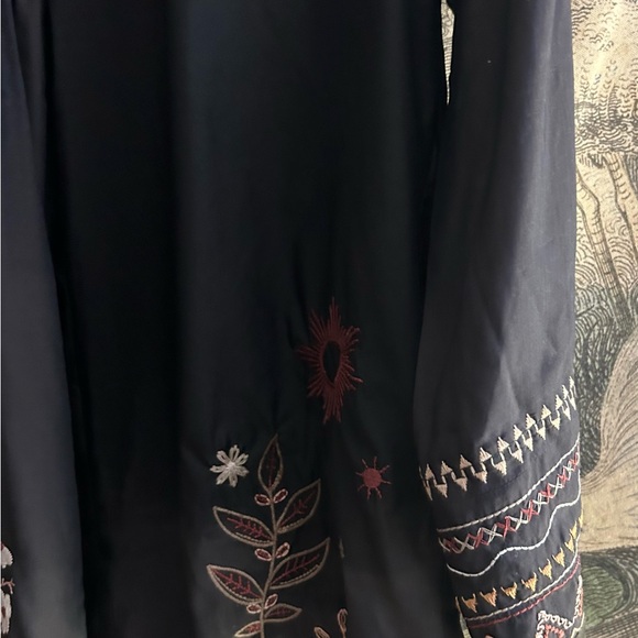 NEW Johnny Was Calme Silk Blend Embroidered Top Blouse SZ XS 🌼 🌼 🌼 - Picture 10 of 10